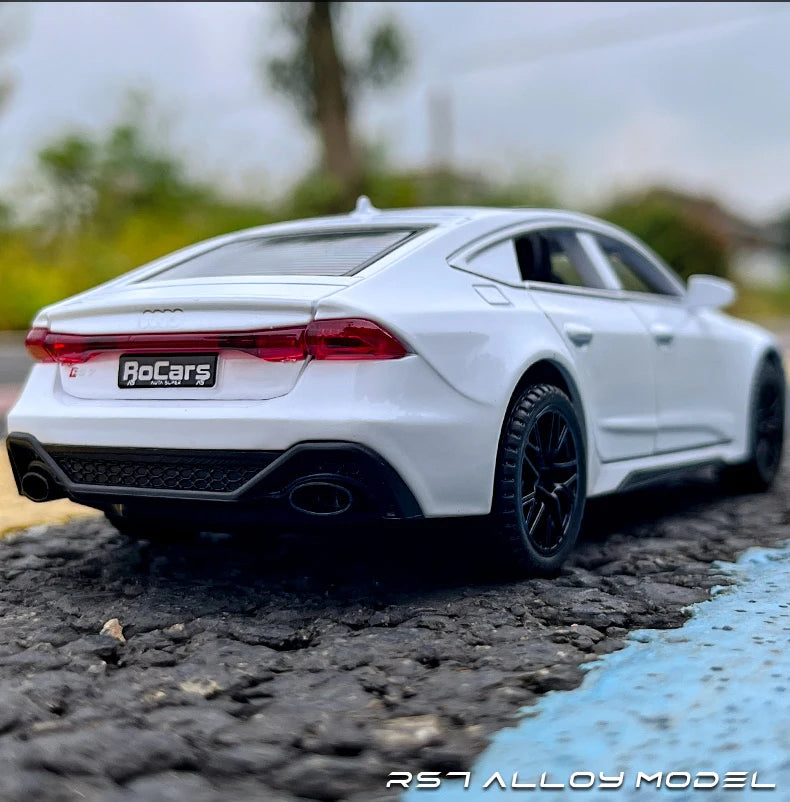 1:32 Audi RS7 Sportback Alloy Model Car Toy Diecasts Metal Casting Sound and Light Car Toys For Children Vehicle